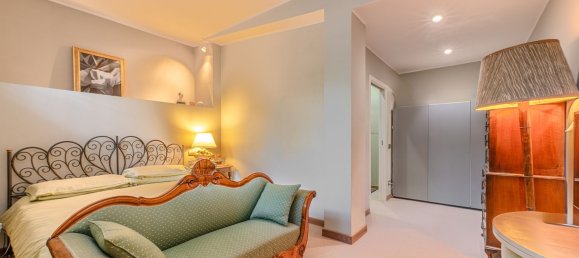 220m² Office in Milan, Italy No. 358984 13