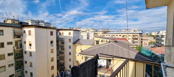 Apartamento de 2 dormitorios en Cosenza, Italy No. 166316 29