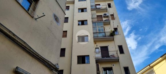 Apartamento de 2 dormitorios en Cosenza, Italy No. 166316 30