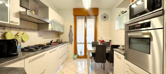 3 rooms Apartment in Paderno Dugnano, Italy No. 232119 27