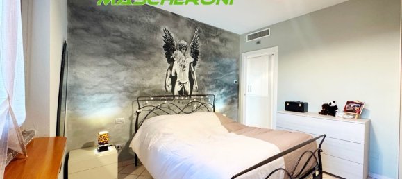 3 rooms Apartment in Paderno Dugnano, Italy No. 232119 33