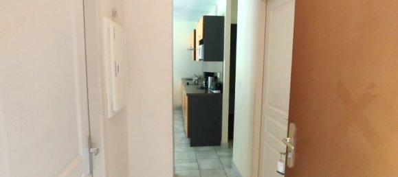 2 chambres Appartement à Chaveignes, France No. 157312 5