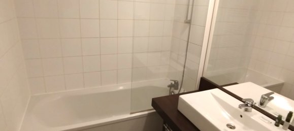 2 chambres Appartement à Chaveignes, France No. 157312 3