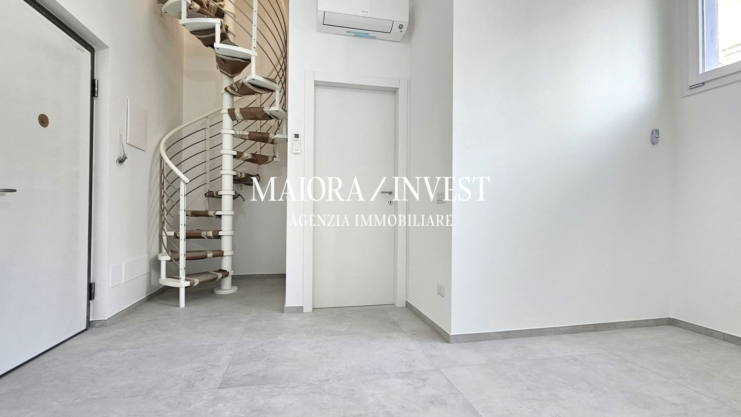 2-salle Appartement à San Benedetto del Tronto, Italy No. 152810