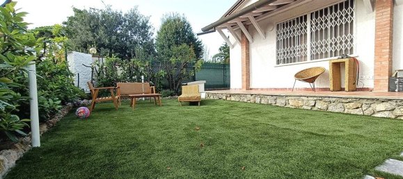 Casa de 4 habitaciónes en Massa, Italy No. 215896 34