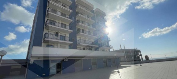 4-Zimmer Wohnung in Manfredonia, Italy, Nr. 22078 2