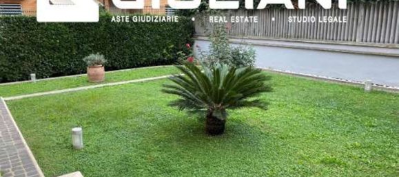 Квартира с 9 комнатами в Гроттаферрата, Италия № 269010 2