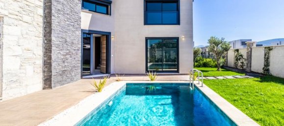 Villa 3+1 em Izmir, Turkey N.º 9083 8