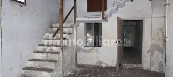 3 bedrooms House in Bregnano, Italy No. 317169 13