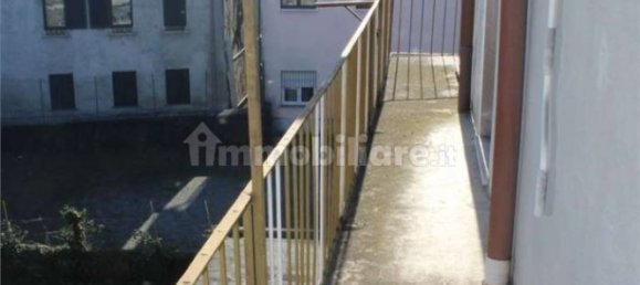 3 bedrooms House in Bregnano, Italy No. 317169 8