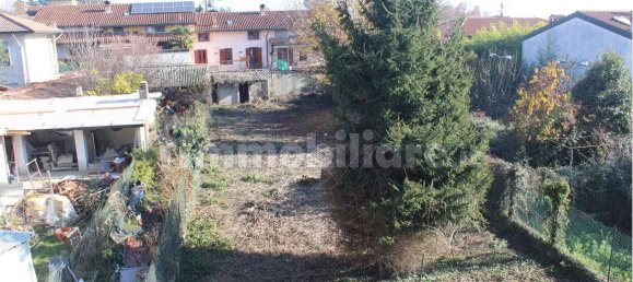 3 bedrooms House in Bregnano, Italy No. 317169 9