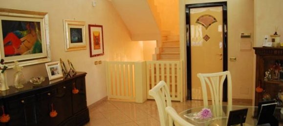 Дом с 6 спальнями в Рим, Италия № 70723 16