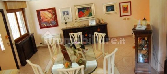 Дом с 6 спальнями в Рим, Италия № 70723 3