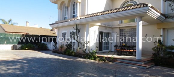 4 bedrooms House in L'Eliana, Spain No. 22217 23
