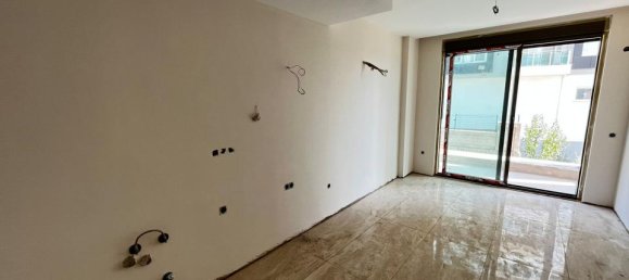 Квартира 1+1 в Оба, Турция № 18425 3