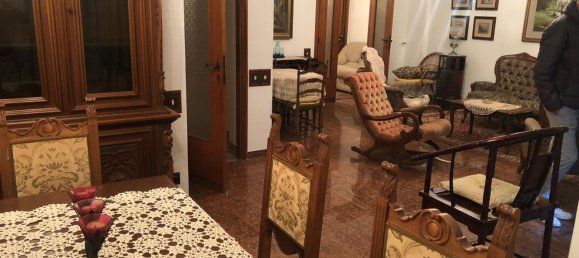 Квартира с 4 комнатами в Чивитавеккья, Италия № 44870 2