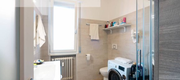 2 bedrooms Apartment in Modena, Italy No. 375430 10