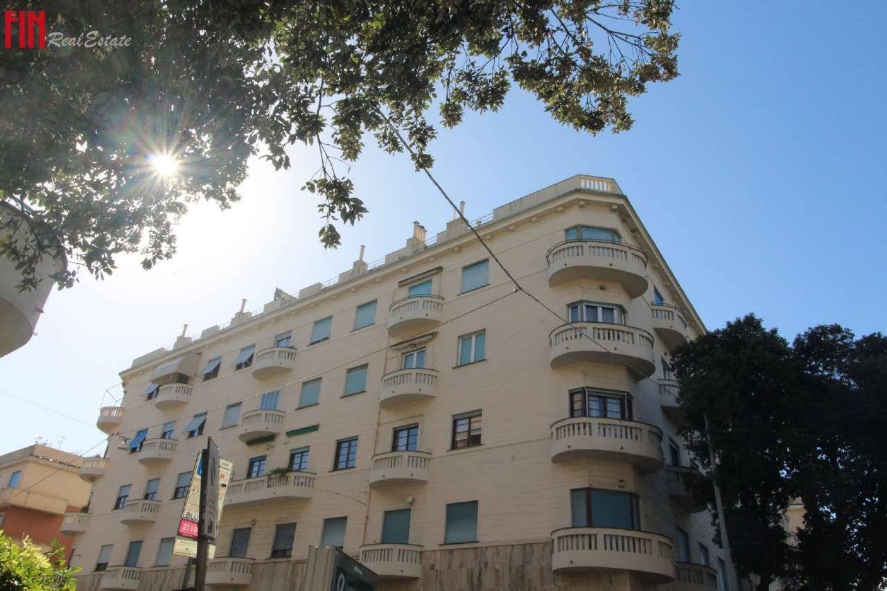 3 Schlafzimmer Wohnung in Genoa, Italy, Nr. 354661