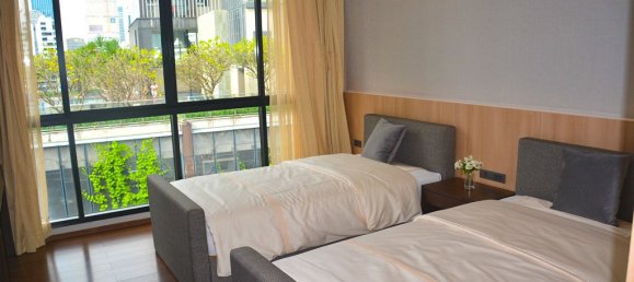 3 bedrooms Condo in Bangkok, Thailand No. 7098 10