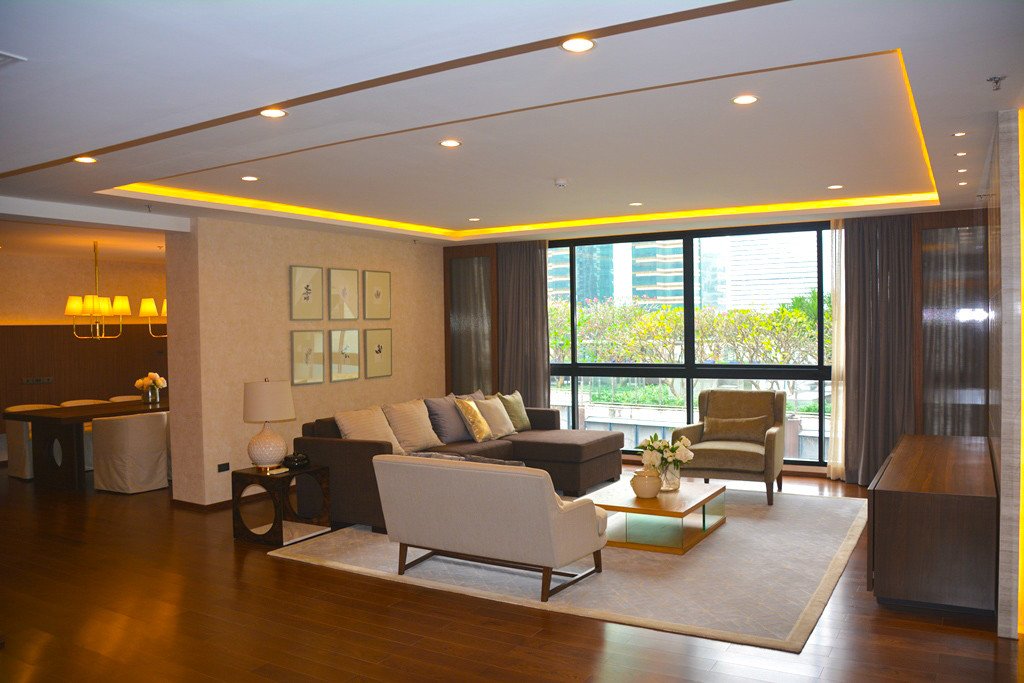3 bedrooms Condo in Bangkok, Thailand No. 7098