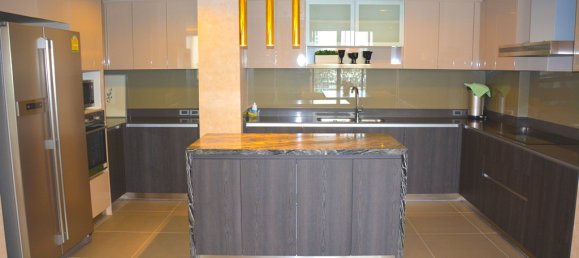 3 bedrooms Condo in Bangkok, Thailand No. 7098 9