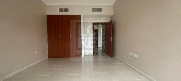 4 Schlafzimmer Villa in Abu Dhabi Gate City, UAE, Nr. 7526 8