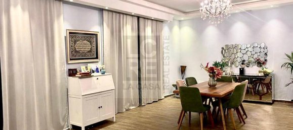 4 Schlafzimmer Villa in Abu Dhabi Gate City, UAE, Nr. 7526 3