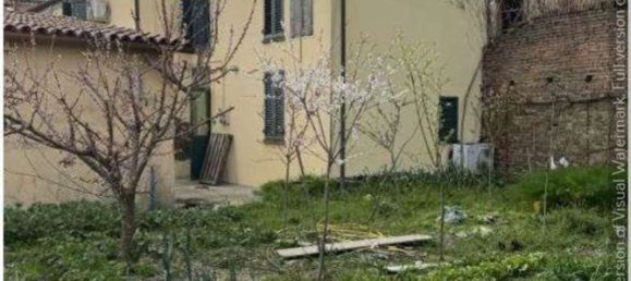 12 rooms Apartment in Portomaggiore, Italy No. 25055 3
