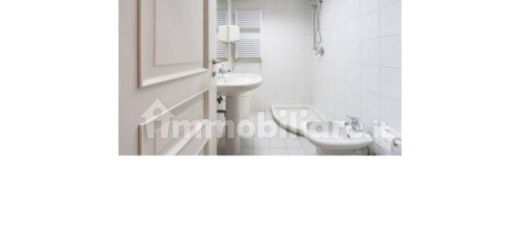 Квартира с 3 спальнями в Рим, Италия № 313454 12