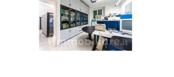 Квартира с 3 спальнями в Рим, Италия № 313454 9