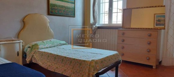 730m² Building in Bergamo, Italy No. 124750 20