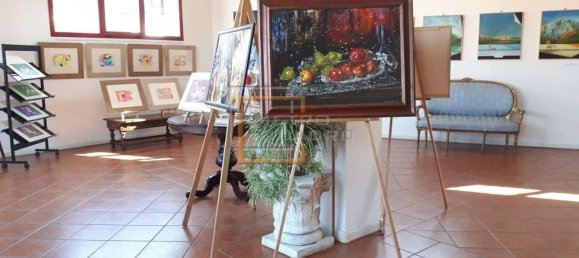 730m² Building in Bergamo, Italy No. 124750 5