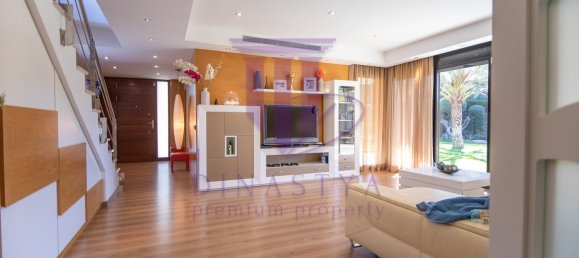 4 bedrooms Villa in Vilafortuny, Spain No. 3116 28