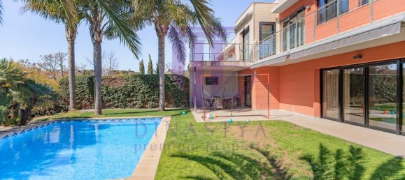 4 bedrooms Villa in Vilafortuny, Spain No. 3116 2