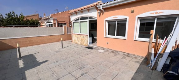 Villa T2 em Torrevieja, Spain N.º 134610 2