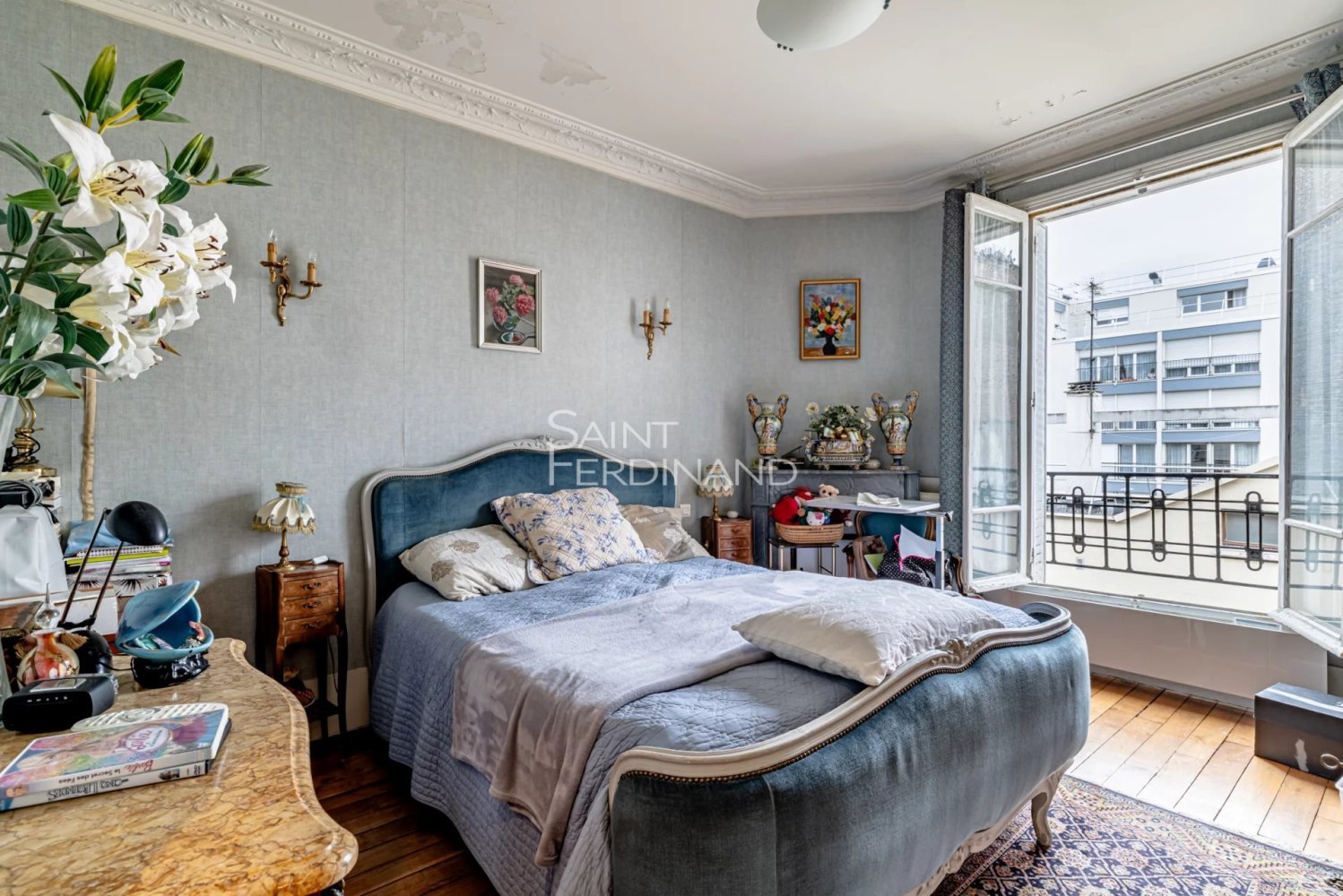 2 bedrooms Apartment in Paris, France No. 178751