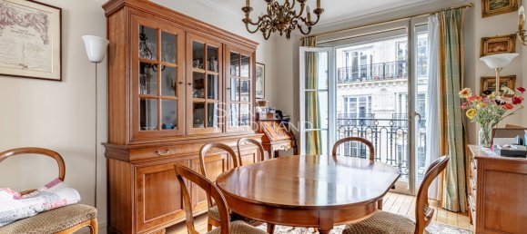 2 bedrooms Apartment in Paris, France No. 178751 2