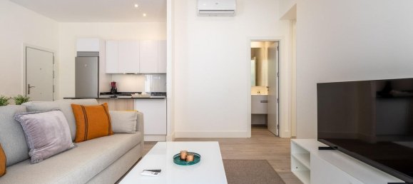 2 bedrooms Apartment in Madrid, Spain No. 115608 4