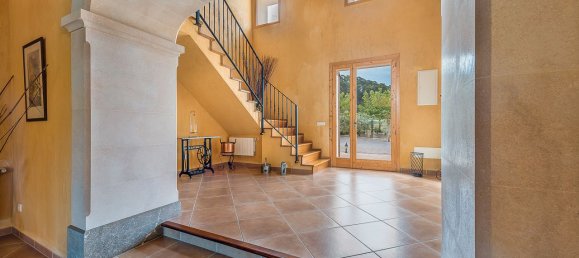 4 bedrooms House in Sineu, Spain No. 41578 3