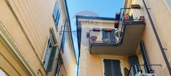 2 bedrooms Apartment in Tortona, Italy No. 319464 2