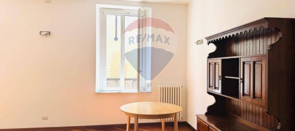 2 bedrooms Apartment in Tortona, Italy No. 319464 5