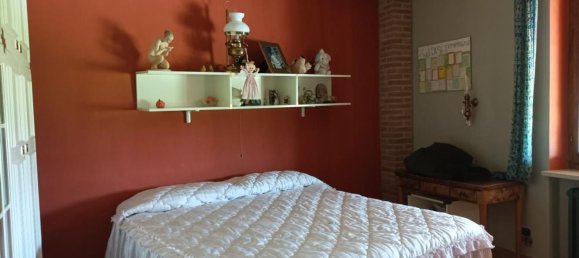 4 rooms House in Calendasco, Italy No. 148264 4