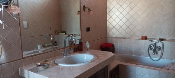 4 rooms House in Calendasco, Italy No. 148264 6