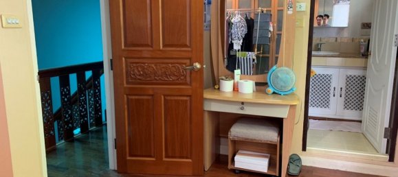 4 bedrooms Bungalow in Bangkok, Thailand No. 7133 19