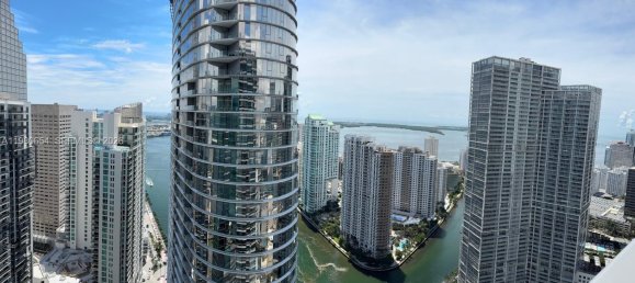 2 غرف نوم عقار تجاري في Miami, الولايات المتحدة رقم 615416 10
