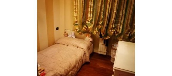 4 rooms Apartment in Uzzano, Italy No. 253354 5