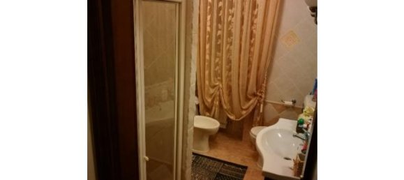 4 rooms Apartment in Uzzano, Italy No. 253354 4