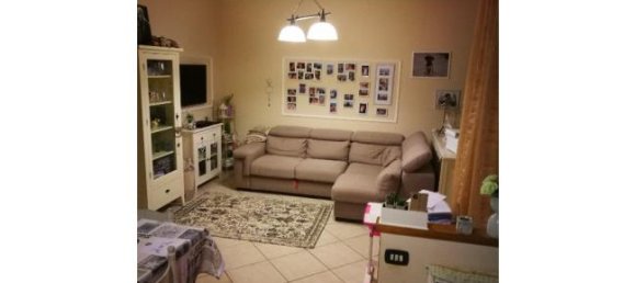 4 rooms Apartment in Uzzano, Italy No. 253354 7