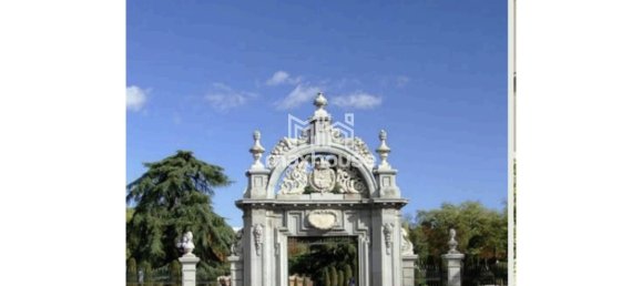 188 bedrooms Apartment in Madrid, Spain No. 153069 9