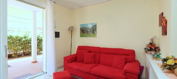 4 rooms Apartment in Rosignano Marittimo, Italy No. 278046 8